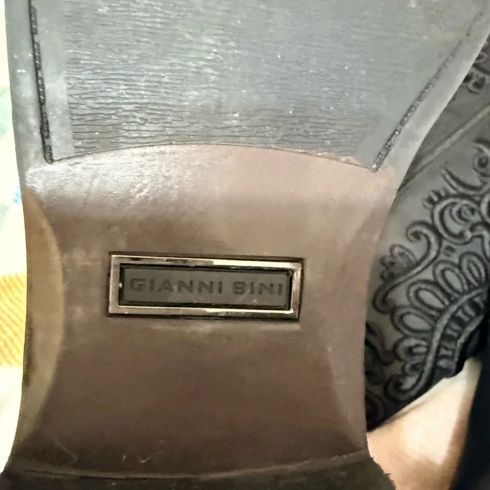 Gianni Bini Leather Boots - Picture 7 of 14